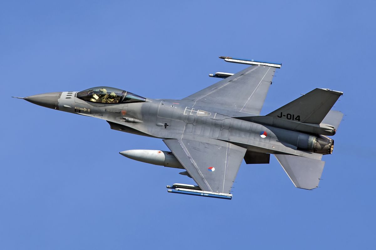 fighter aircraft