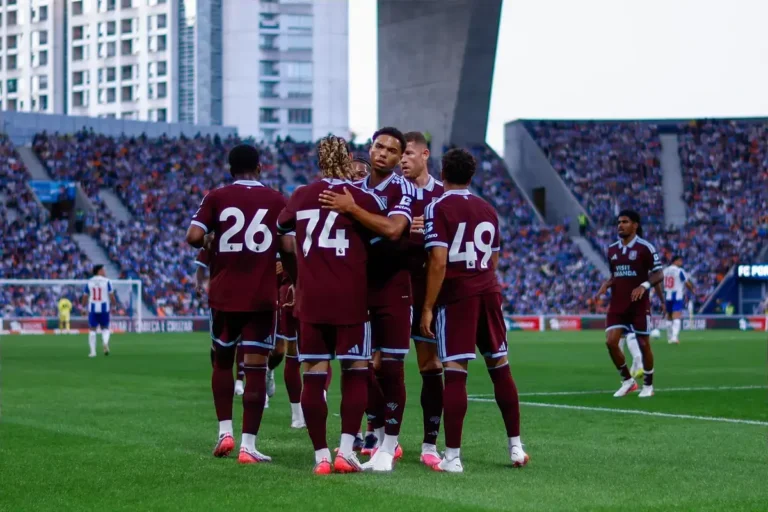 BG Pathum United vs Aston Villa